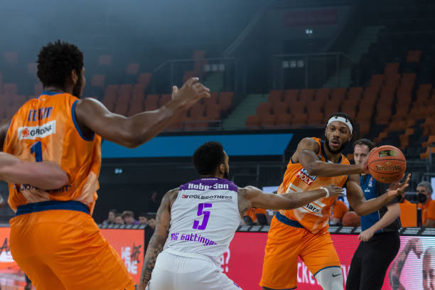 俱乐部的收 俱乐部的收