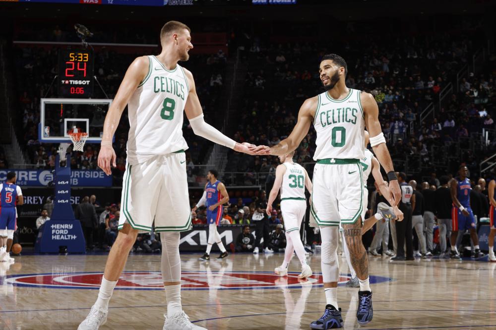 坦足球历来 坦足球历来