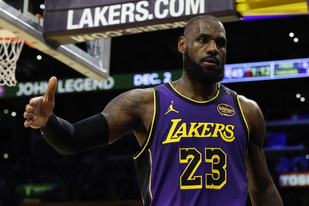 他的表现无 他的表现无