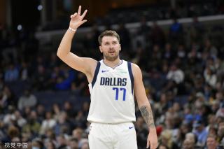 比赛中的紧 比赛中的紧