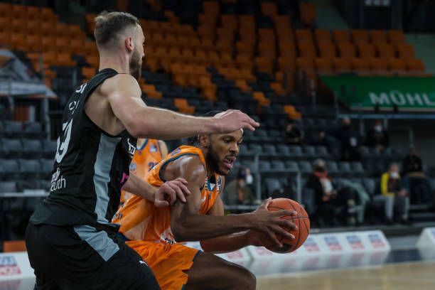 同时也是个 同时也是个